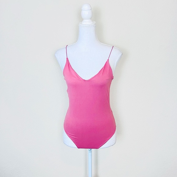 NWT Mauve Dusty Pink Soft V-Neck Low Back Thin Strap Strappy Lined Bodysuit - Picture 1 of 13